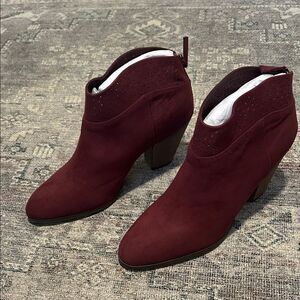 Violet & Red Jackson Lazer Cut Topline Burgundy Ankle Booties